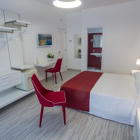 B&B Al Centro Messina Bagian luar foto